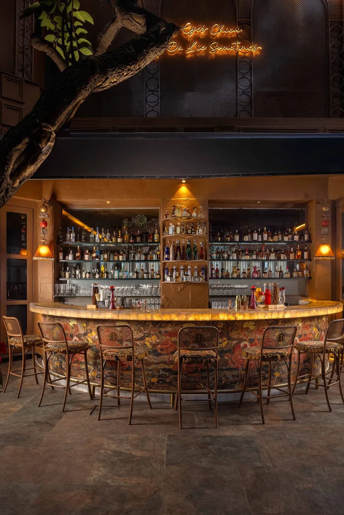 The Bar - Chica Venue Environment
